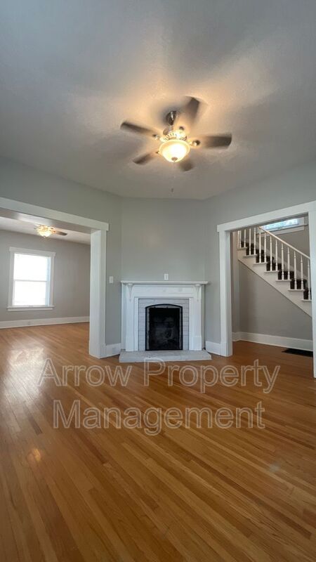 Building Photo - 3245 S St