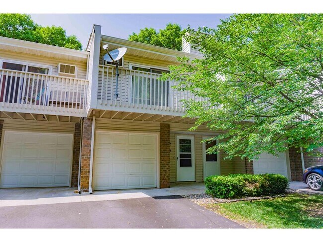 Foto del edificio - 17494 Pond Cir