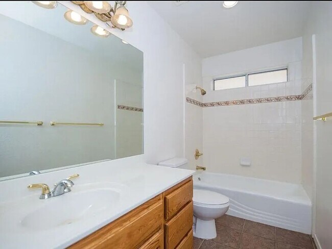 Foto del edificio - 4 bedroom Home in Yuma Valley for Rent!