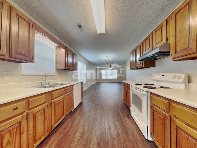 Building Photo - 2637 Druid Hill Dr