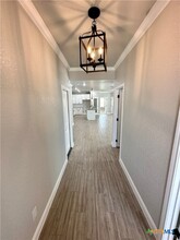 Building Photo - 1611 Sideoats Ln