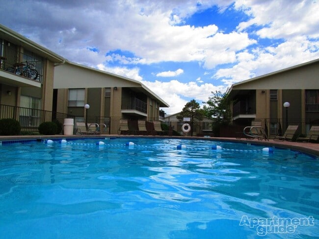 Building Photo - North Park Apartments
