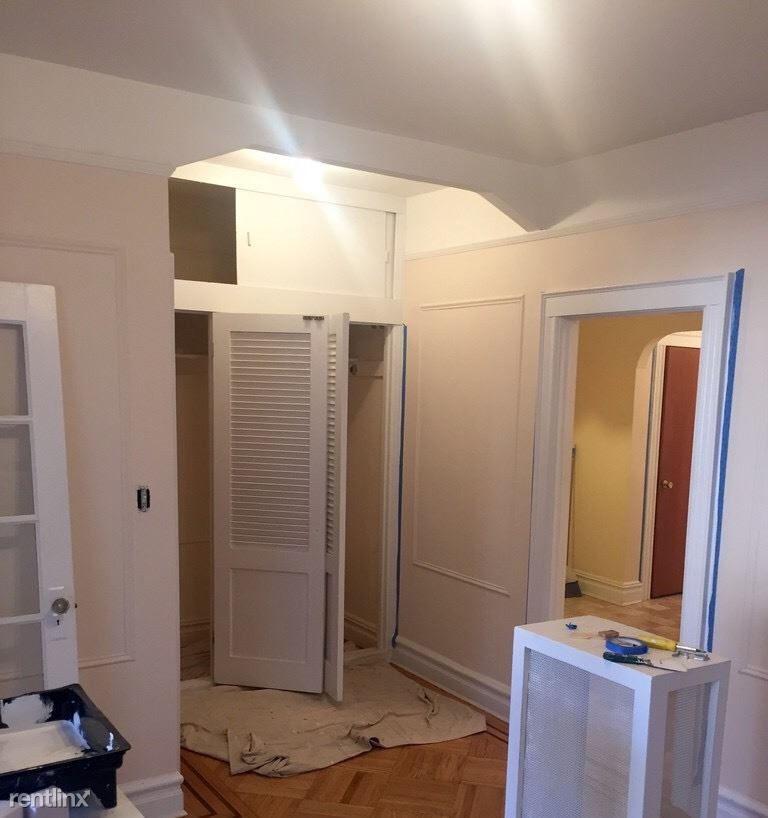 Primary Photo - 3 br, 1 bath Apartment - 2431 Crescent St