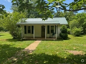 Building Photo - 917 Lynch Rd