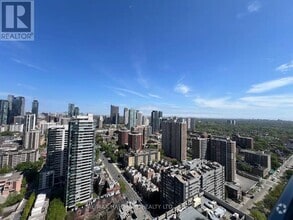 Building Photo - 308-3308 Jarvis St