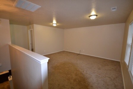 Foto del edificio - 403 W Ramsbrook St