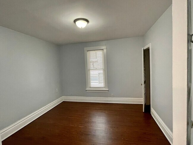 Building Photo - 1397 Brown St