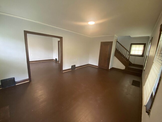 Foto del edificio - 500 W Parkwood Dr