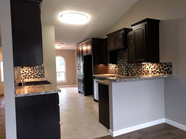 Building Photo - 4103 Garden Springs Dr