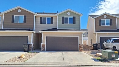 Building Photo - 3062 225 E