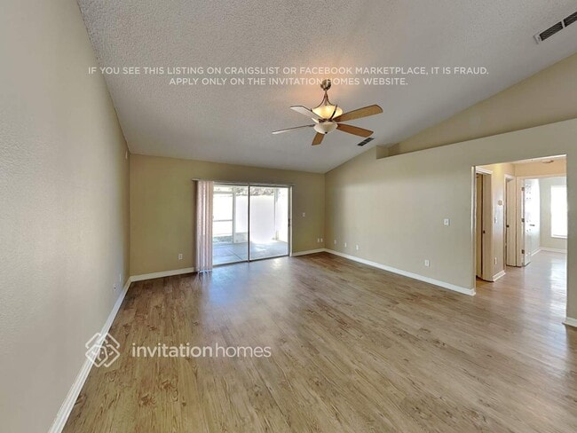 Building Photo - 1911 Summit Oaks Cir