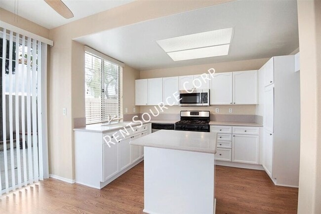 Building Photo - 30309 Marigold Cir