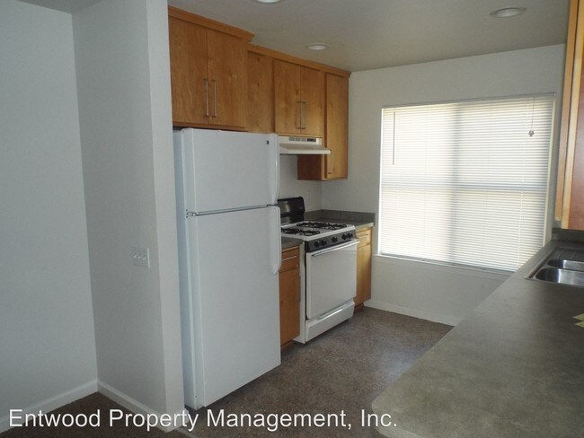 Foto del edificio - 536 Cedar St