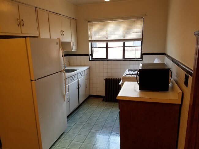 Foto del edificio - 4542 Linden Ave