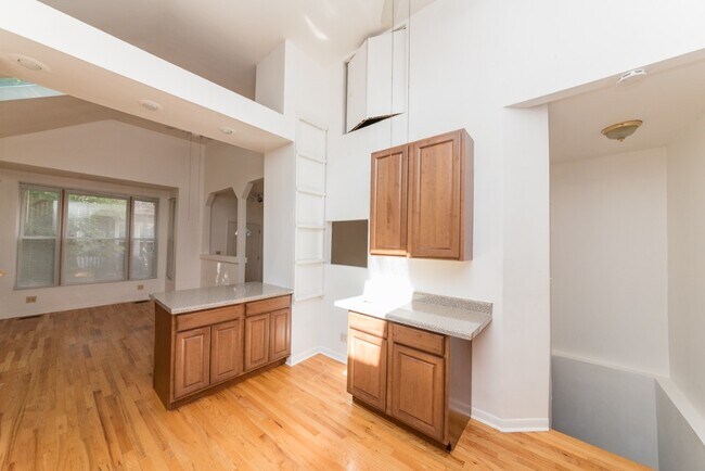 Foto del edificio - 1043 W Grace St