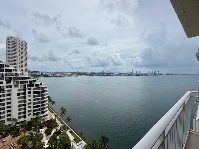 Building Photo - 770 Claughton Island Dr