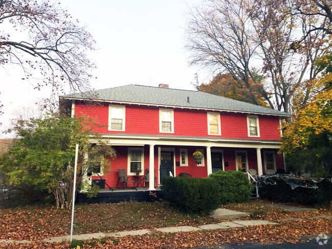 Building Photo - 6 Monadnock Ct