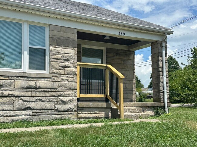 Building Photo - MPG387-389