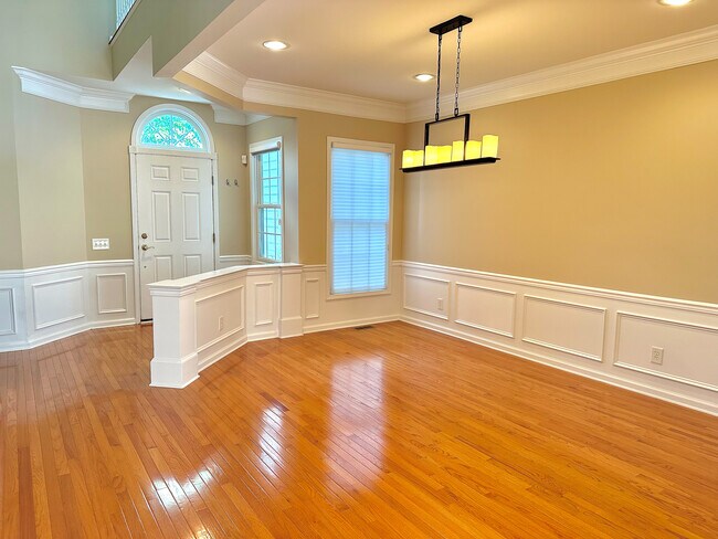 Foto del edificio - 9 Yorktown Ln