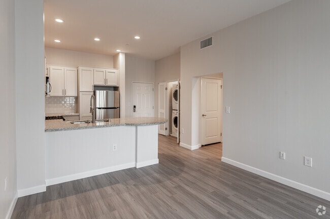 Tahoe - 1BR 1BA - 640 SF - Main Street Village Apartments