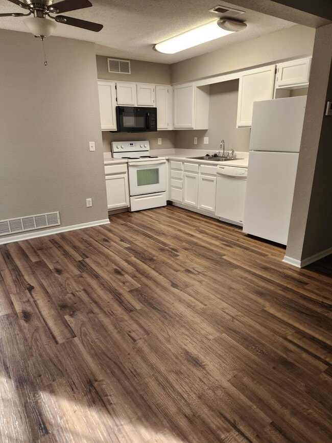 Foto del edificio - 106CMLN