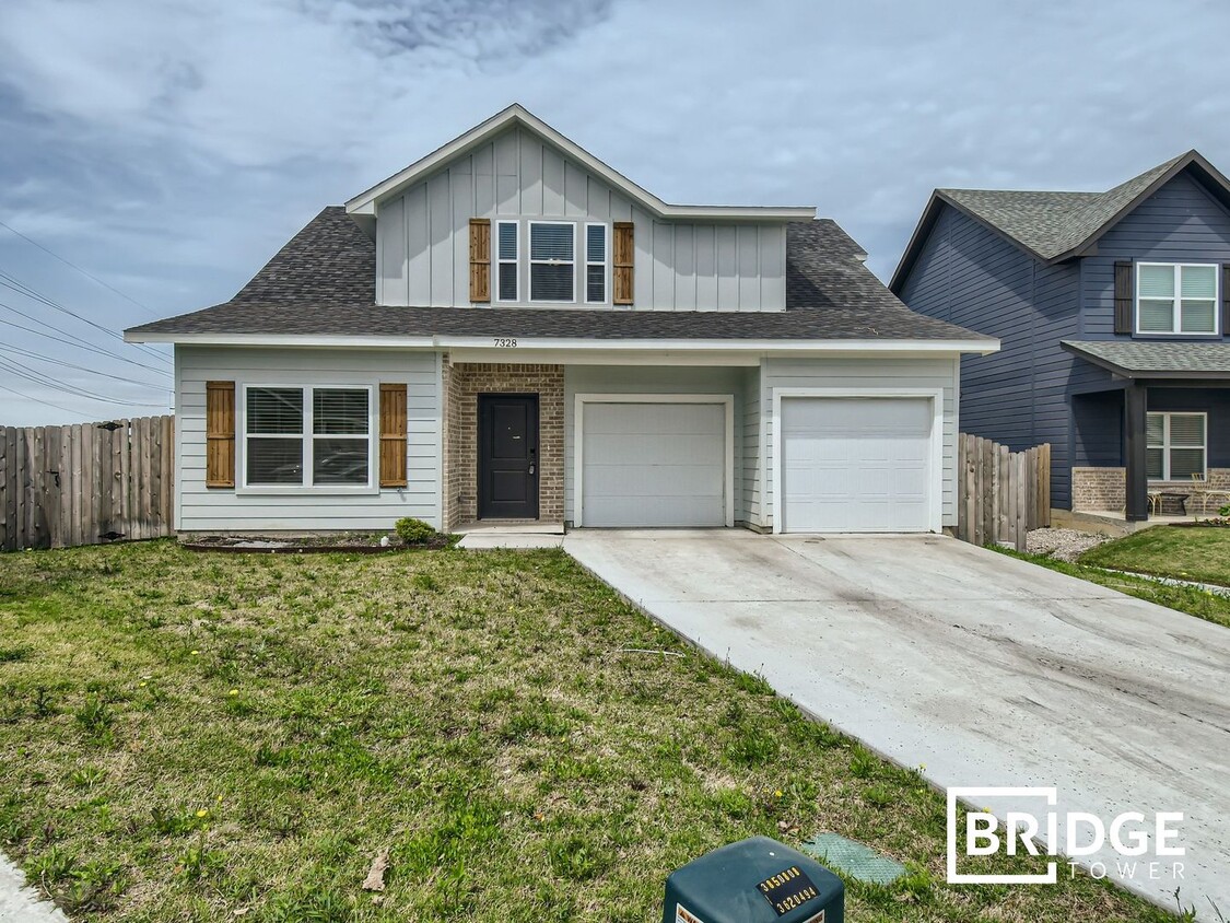 Primary Photo - 7328 Parkside Place Dr., North Richland Hi...