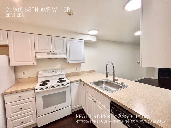 Foto del edificio - 21909 58th Ave W