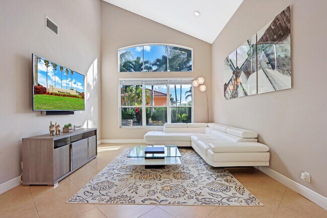 Foto del edificio - 6232 Shadow Tree Ln