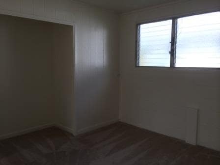 Building Photo - Nuuanu Home - 5 bedrooms, 2 baths House w/carport - Avail 1/5/2026