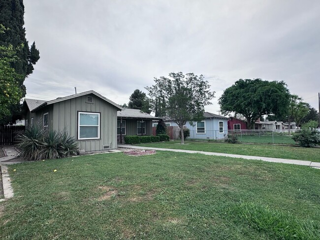 Foto del edificio - Charming Home for rent coming soon!