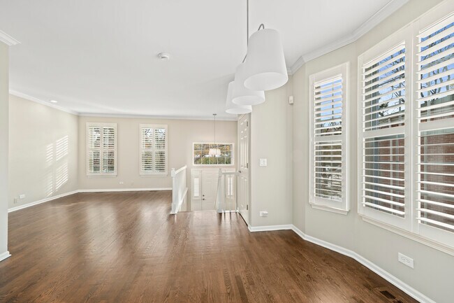 Foto del edificio - 2106 Rugen Rd