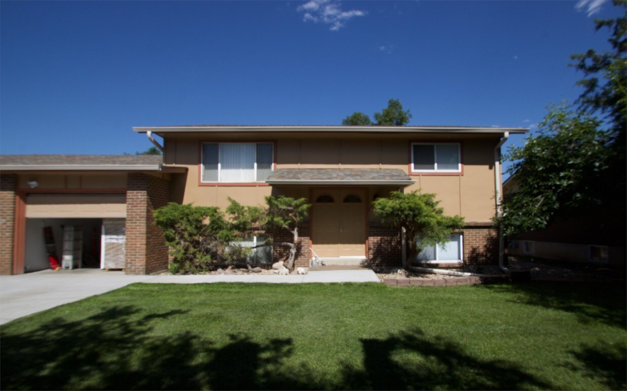 Foto principal - 2380 Youngfield St