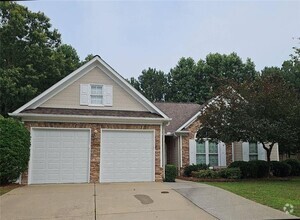 Building Photo - 304 Laurel Glen Crossing