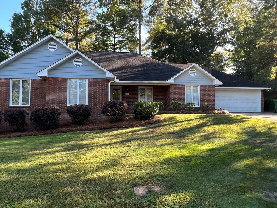 Primary Photo - Remodeled in North Columbus- Springlake!