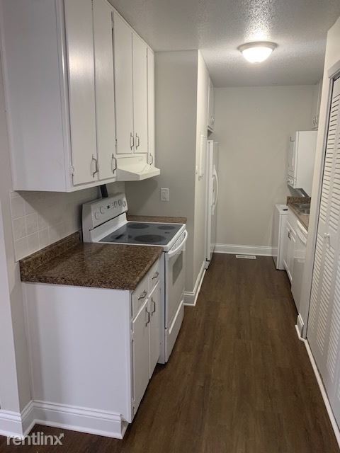 Building Photo - 2 br, 1 bath Condo - 3326 Lupine Drive