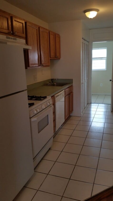 Foto principal - 1113-1113 19th St NE