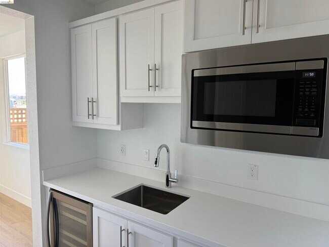 Foto del edificio - 4661 Caufield Wy