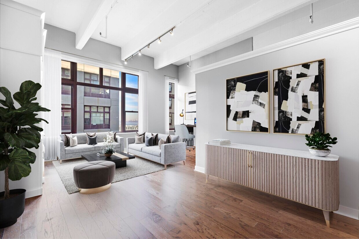Primary Photo - 1500 Hudson St