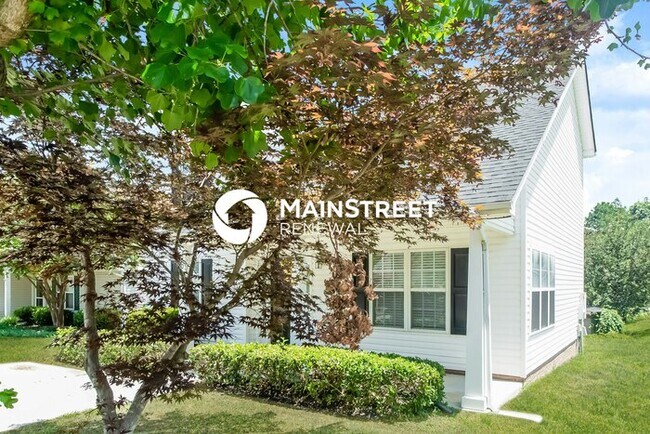 Foto del edificio - 4 Bedroom Pet-Friendly Home in CONCORD, NC with Main Street Renewal