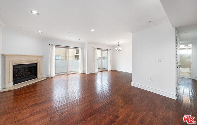 Foto del edificio - 1621 Barry Ave