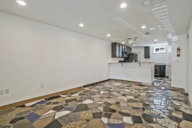 Foto del edificio - 2268 Mt View Pl SE