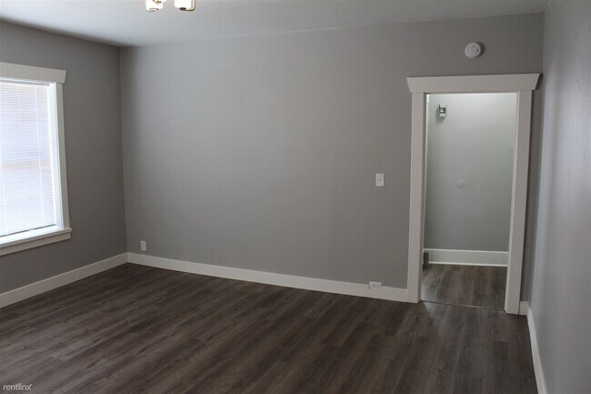 Foto del edificio - 1428 W Dean Ave