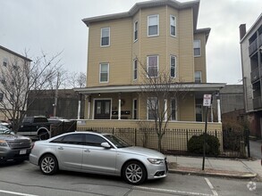 Building Photo - 195 Millbury St