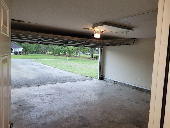 Building Photo - 4250 Lightsey Road