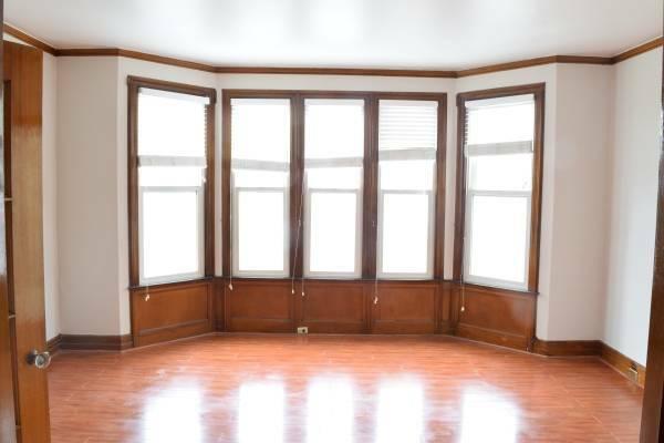 Primary Photo - bedroom in San Francisco CA 94118