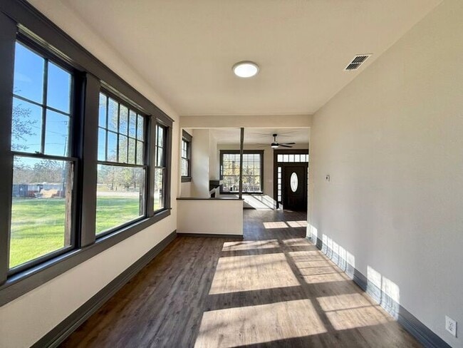 Foto del edificio - Beautiful 3-Bedroom, 1-Bath Home with Modern Updates!