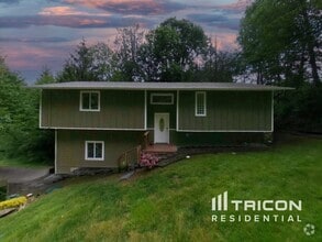 Building Photo - 5525 SE Bulman Ave