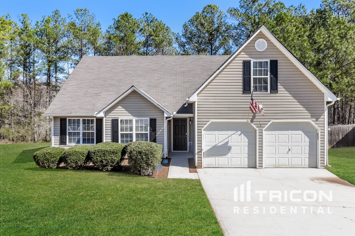 Foto principal - 1090 Augusta Woods Dr