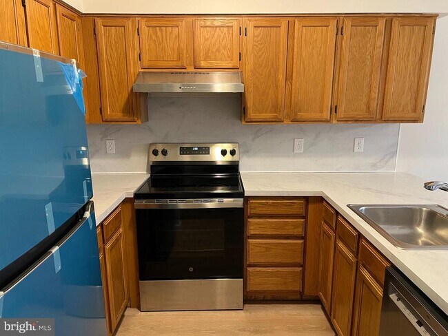 Foto del edificio - 83 W Laurel Ave