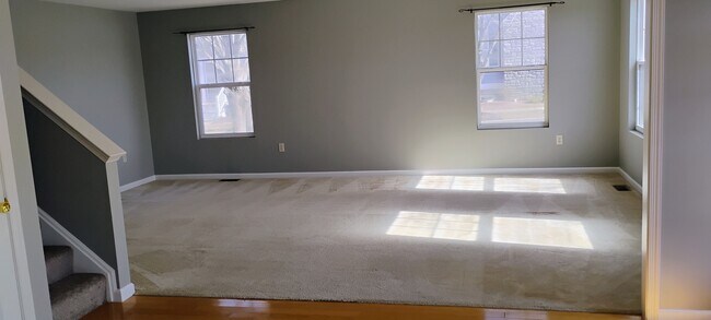 Foto del edificio - 403 Shadetree Blvd